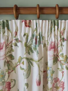 Pale Cranberry | Rosalind